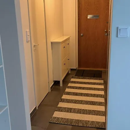 Cozy&renovated In Munkkivuori! Huoneisto *