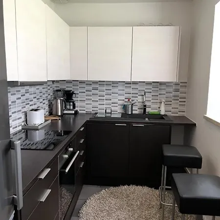 Cozy&renovated In Munkkivuori! * Helsinki